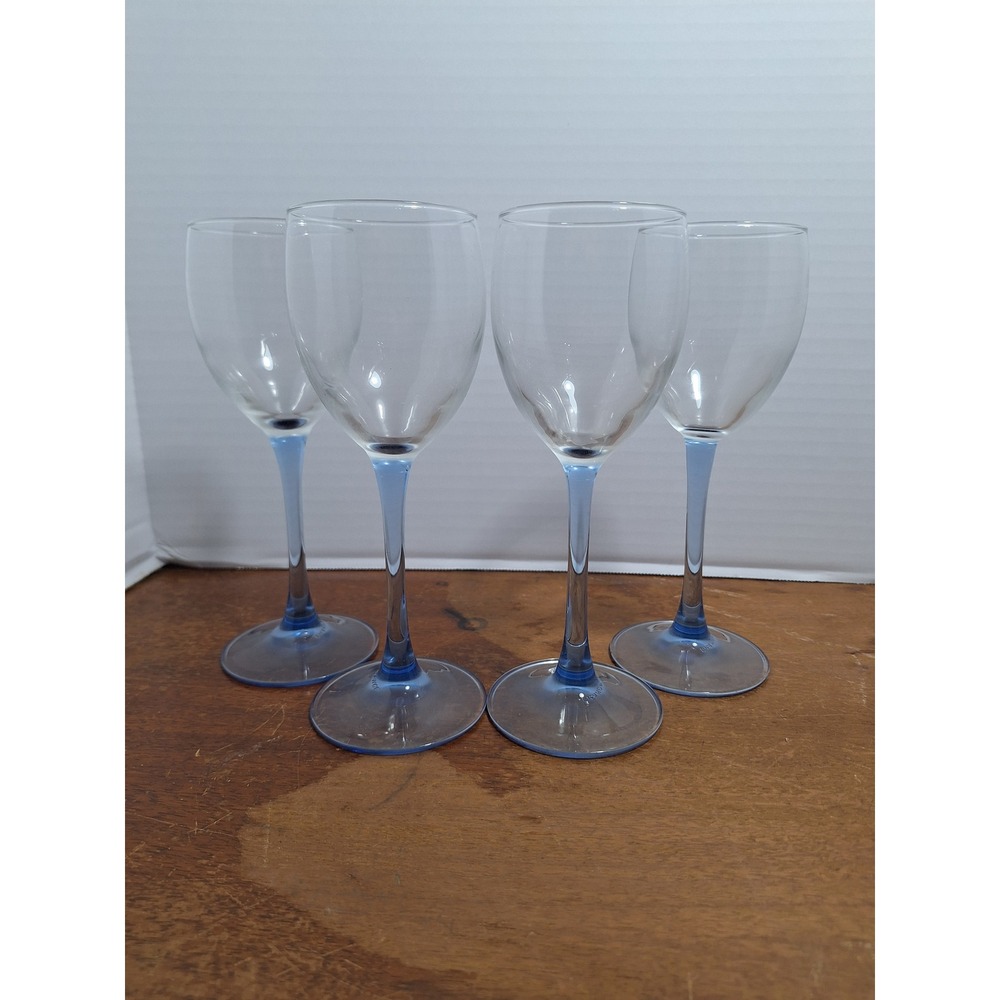 Luminarc France Wine Glasses Set of 4 Light Blue Stems Clear Bowl Vintage 7.25in
